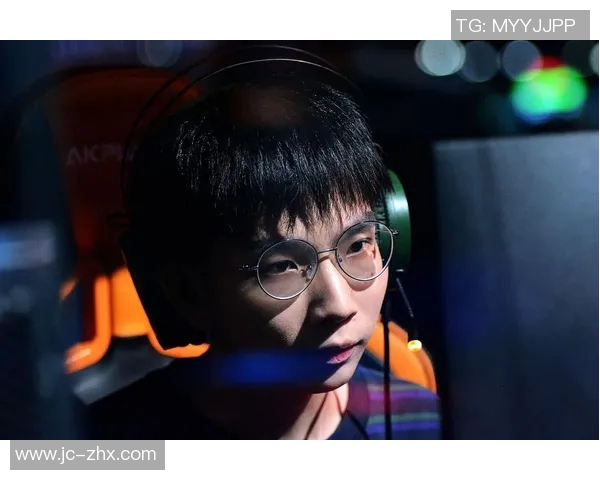 祝铭震：从青涩少年到电竞巨星的成长之路与奋斗故事