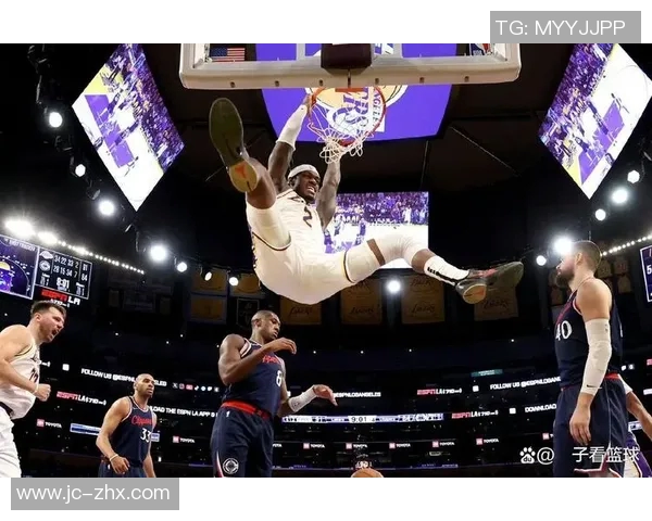 湖人逆转热火精彩对决展现球队韧性与战术智慧的巅峰之战